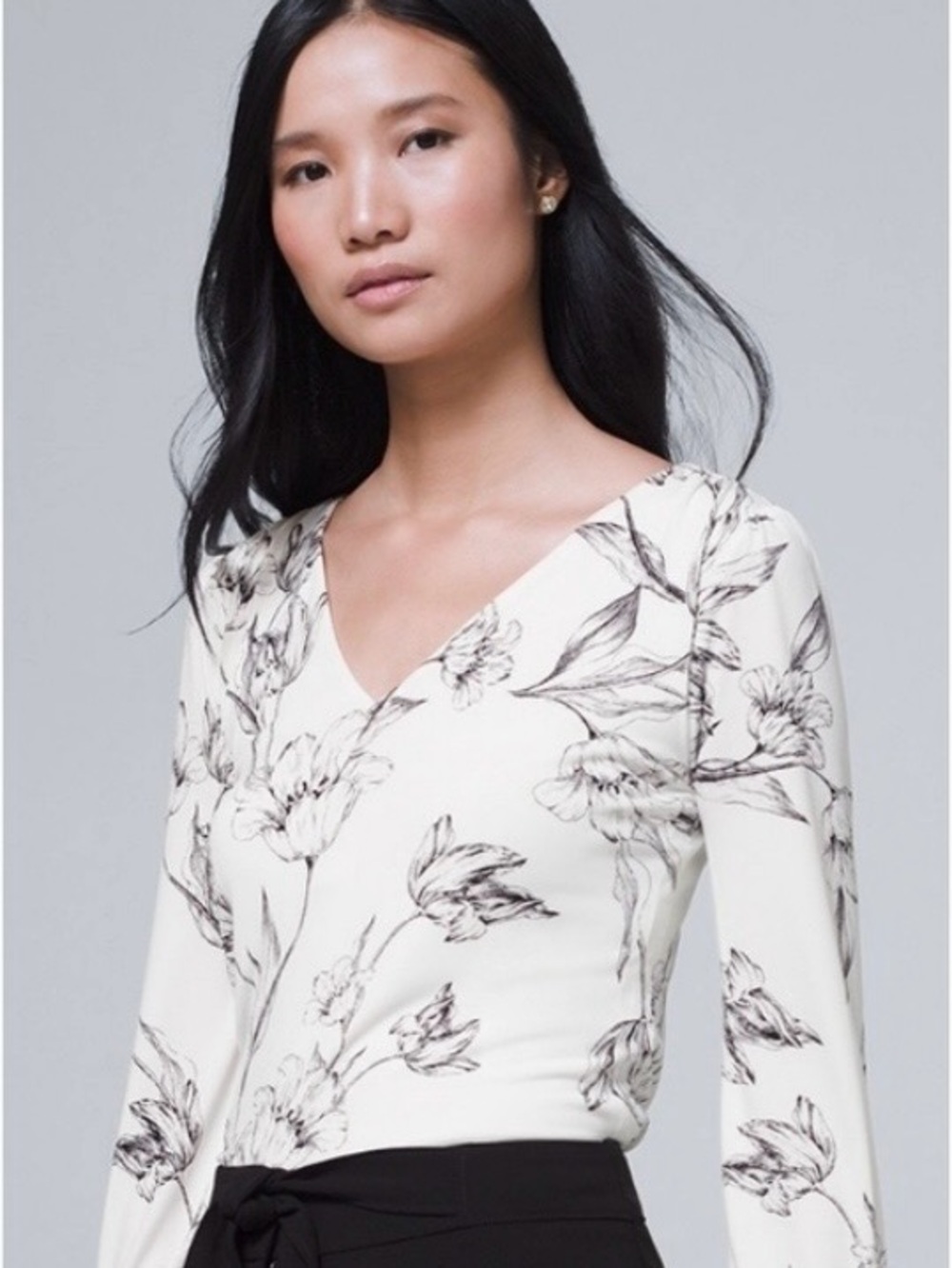 NWT WHBM White V Neck Pullover Blouse | Black Botanical Branch Print Sz XS